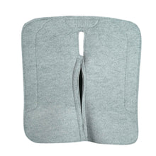 Load image into Gallery viewer, TuffRider Polyester Felt Pad With Rubber Sheet Insert In 24mm