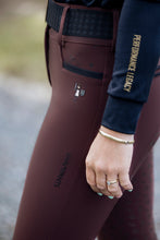 Load image into Gallery viewer, DW Endura Chocolate Dream Breech