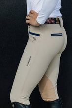 Load image into Gallery viewer, DW Endura Beige Half Seat Grip Breech