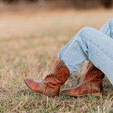Load image into Gallery viewer, TuffRider Women Signa Floral Embroidered Leather Square Toe Western Boots