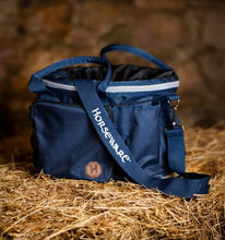 Load image into Gallery viewer, 🎁Newmarket Grooming Bag