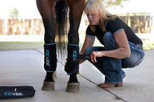 Load image into Gallery viewer, Ice Vibe Therapy Boot for Horses, 2 Pack