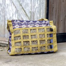 Load image into Gallery viewer, Jeffers Expression Extend-Feed Hay Bag for Horses & Livestock