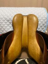 Load image into Gallery viewer, X 15.5" Consignment Saddle Collegiate