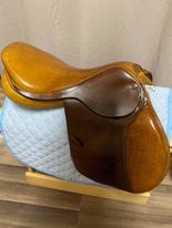 Load image into Gallery viewer, SOLDX 18" Consignment Saddle Stamford