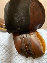 Load image into Gallery viewer, X 15.5" Consignment Saddle Collegiate