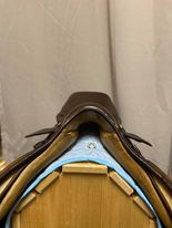 Load image into Gallery viewer, X 15.5" Consignment Saddle Collegiate