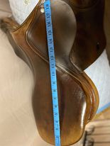Load image into Gallery viewer, X 17" Consignment Saddle Equipe