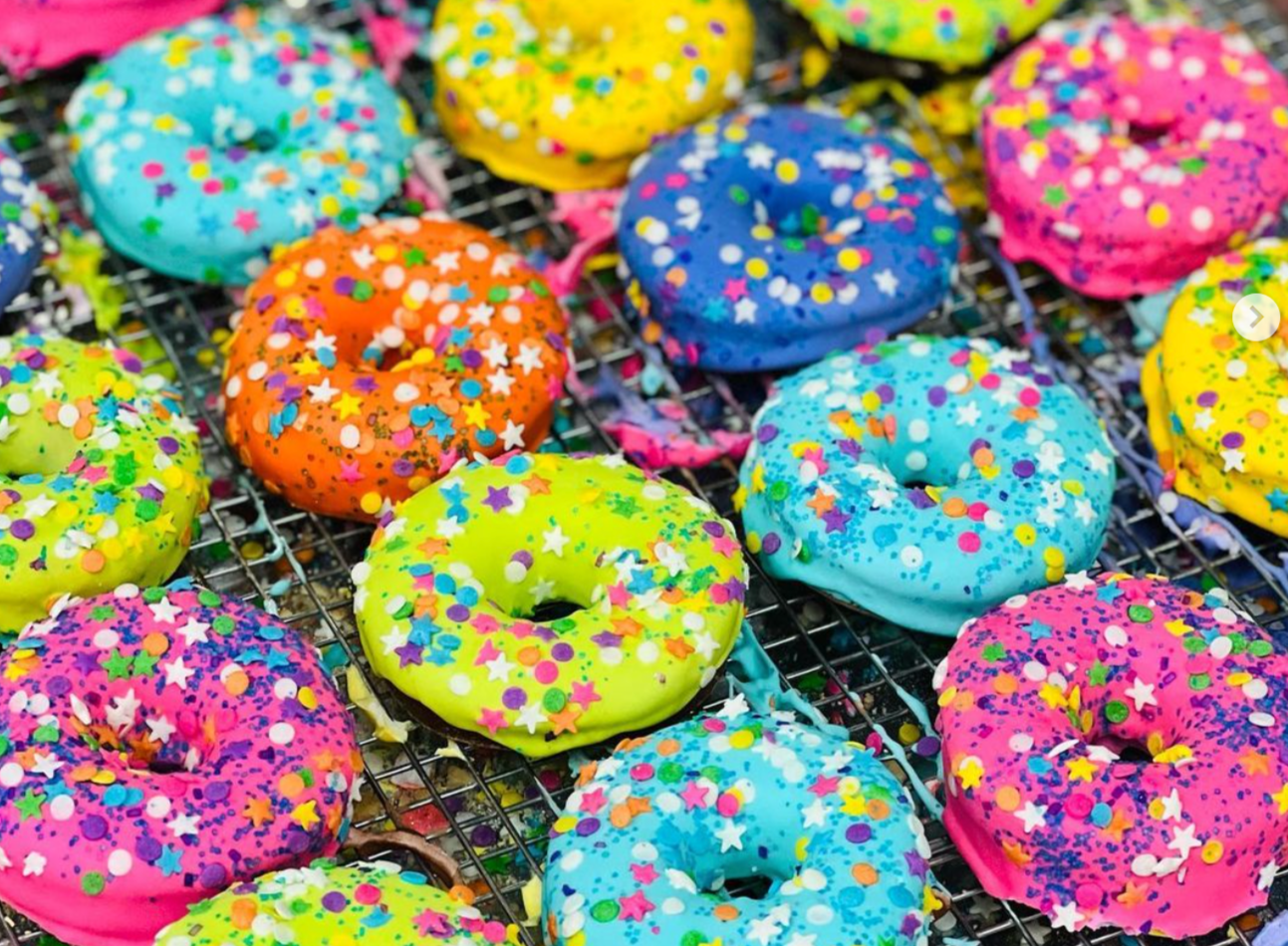 Snaks UNICORN DONUTS