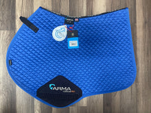 Load image into Gallery viewer, Arma Suede Jumping Saddle Pad