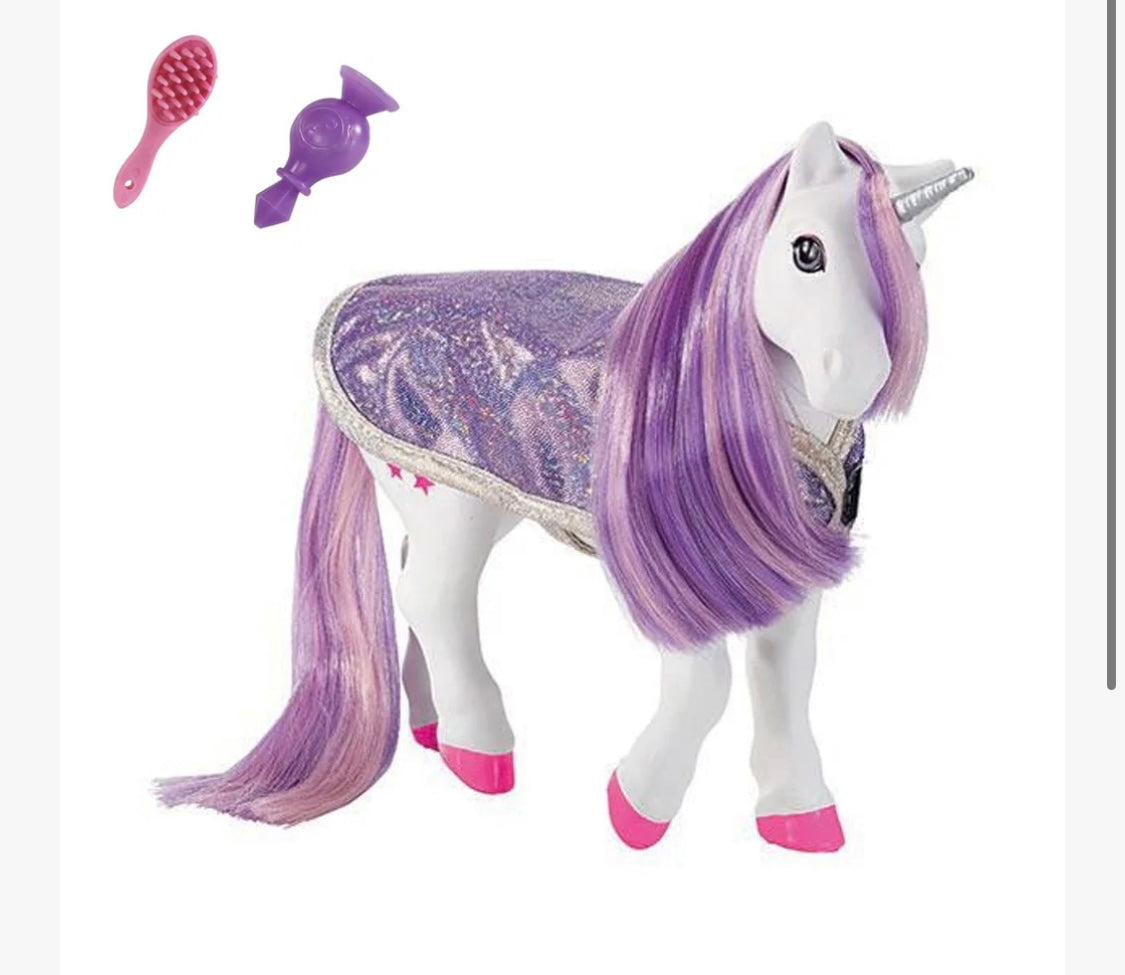 Breyer Luna Bath Time Unicorn