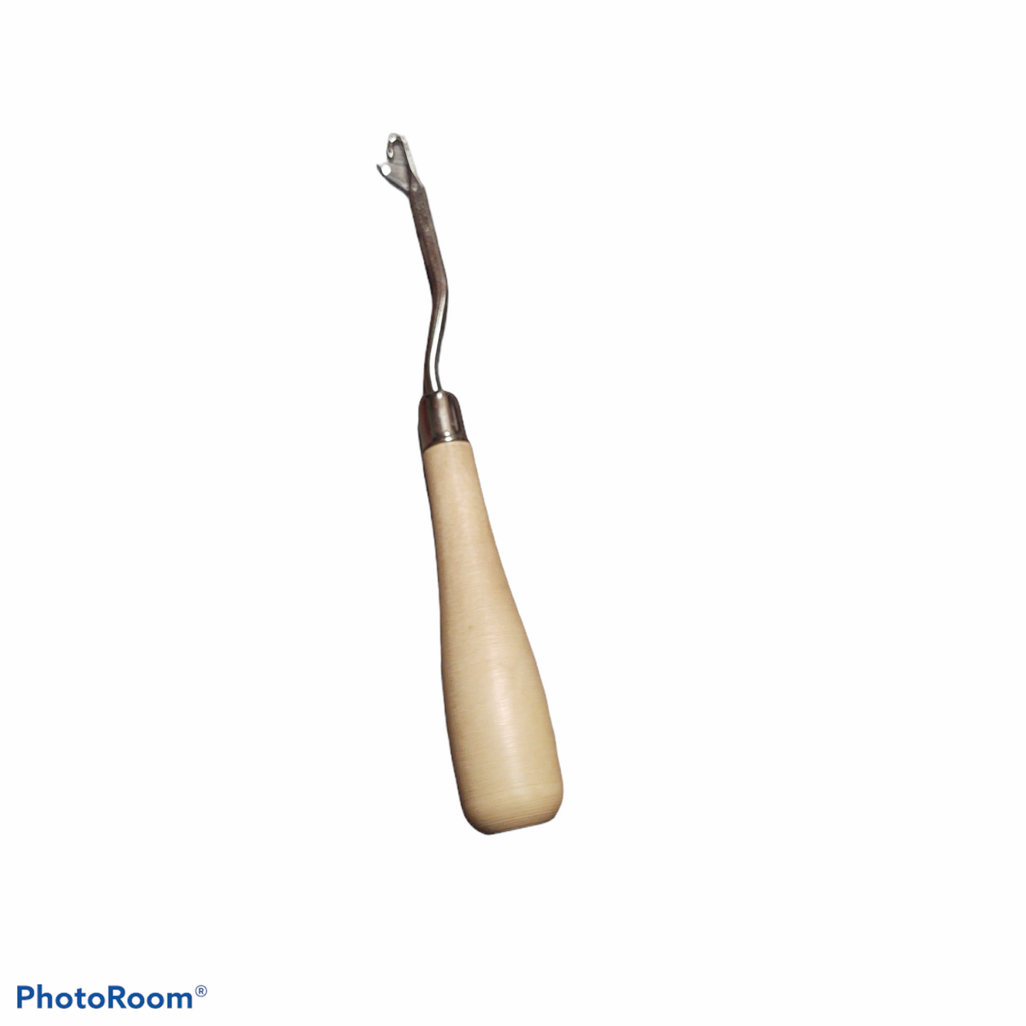 537 Braiding Hook w/ Wooden Handle