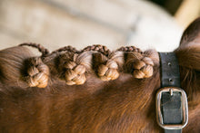 Load image into Gallery viewer, Braiding Wax 2.6 oz
