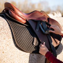 Load image into Gallery viewer, Henri De Rivel Laureate Leather IGP Saddle
