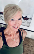 Load image into Gallery viewer, Horseshoe with Boho flowers/Arabian horse lovers Necklace

