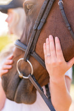 Load image into Gallery viewer, AWST Int'l Sterling Silver &amp; Clear CZ Horseshoe Ring
