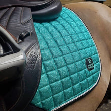Load image into Gallery viewer, Majyk Equipe Estrella Sparkle Luxury Close Contact Saddle Pad
