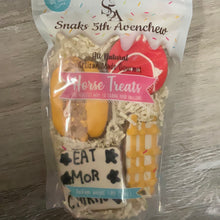 Load image into Gallery viewer, Snaks 5th Avenchew
