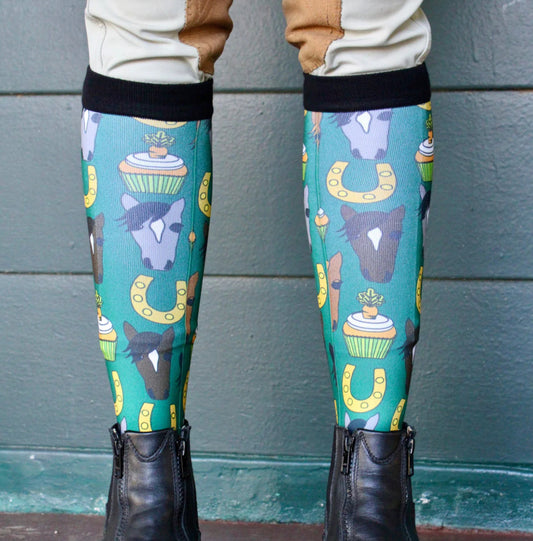 Dreamers&Schemers Youth Socks “Carrot Cake”