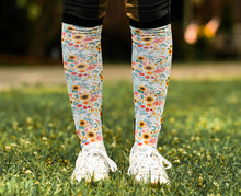 Load image into Gallery viewer, 🐴Dreamers&amp;Schemers Socks “Sunflower Fields”
