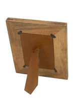 Load image into Gallery viewer, Huntley Equestrian Wooden Picture Frame with Gold Horse Shoes, 5 x 7
