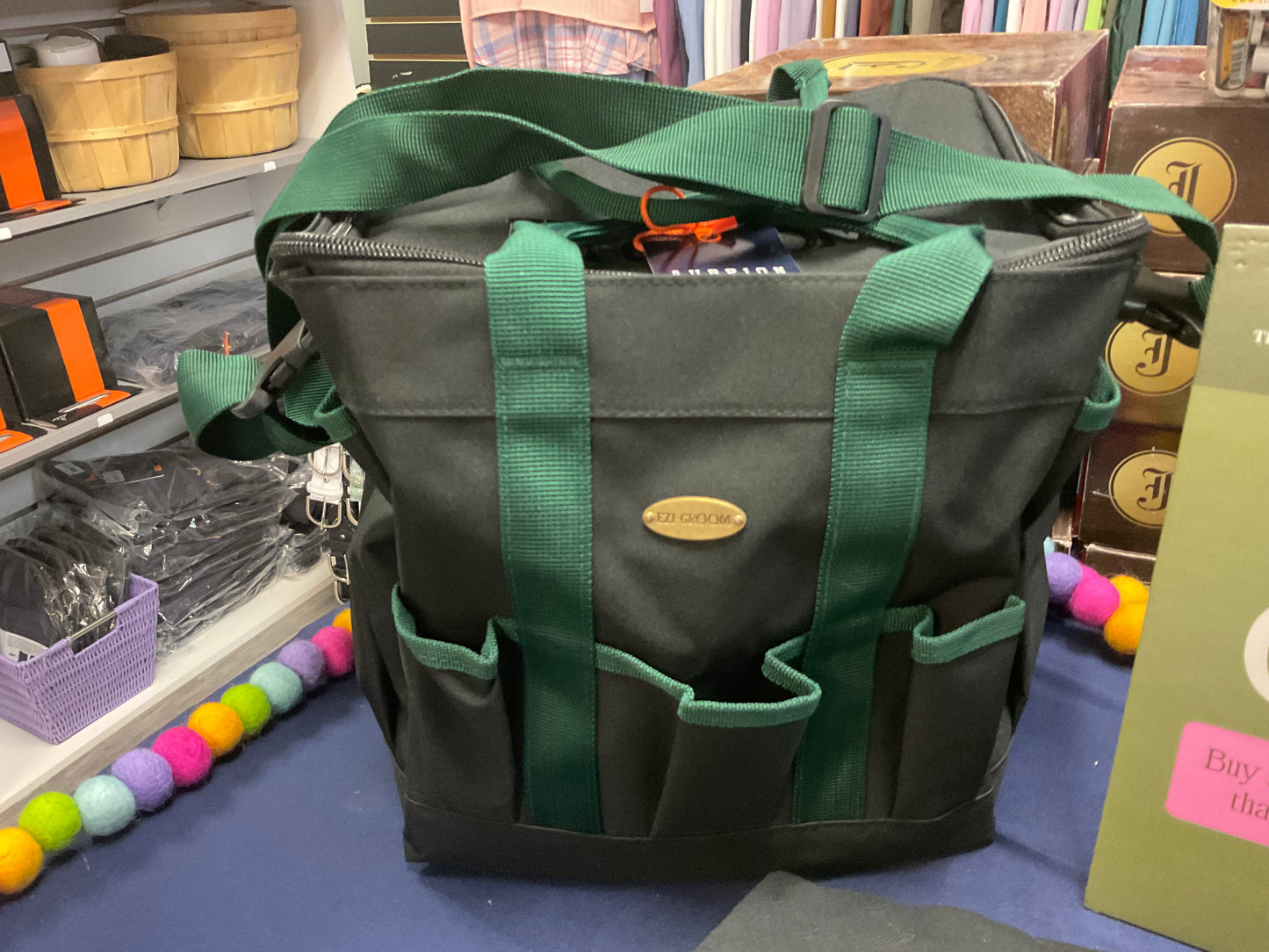 Aubrion Equipt EZI-GROOM Tote*CLEARANCE*