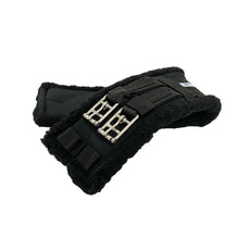 Load image into Gallery viewer, Lettia Coolmax Dressage Girth
