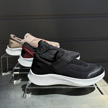 Load image into Gallery viewer, The Boardwalk Low Top Water Repellent Performance Shoe
