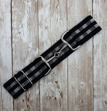 Load image into Gallery viewer, 1.5" Equestrian Elastic Bit Buckle Belt - Black, White Plaid
