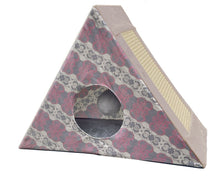 Load image into Gallery viewer, DS26 KONG Play Spaces Cat Zen Den with Catnip
