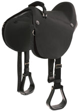 Load image into Gallery viewer, Mustang Western Soft Ride Bareback Saddle
