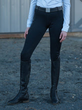 Load image into Gallery viewer, DS26 ThermaMAX TechTread Winter Full Seat Breech w/ 2 Pockets
