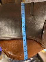 Load image into Gallery viewer, X 16&quot; Consignment Saddle Beval
