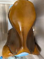 Load image into Gallery viewer, X 18&quot; Consignment Saddle Stamford
