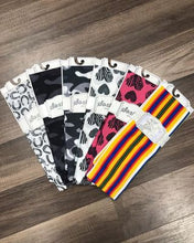 Load image into Gallery viewer, Sox Trot Boot Socks Prints
