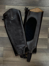 Load image into Gallery viewer, Justin Half Chaps BROWN 90% OFF
