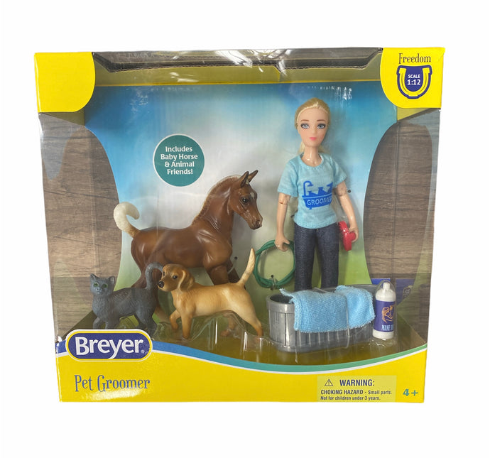 Breyer Classic Pet Groomer 2018