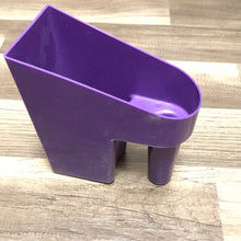 Load image into Gallery viewer, Feed Scoops
