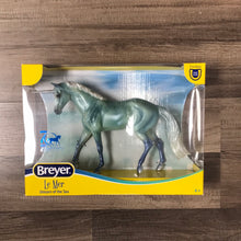 Load image into Gallery viewer, 🎁Breyer “Le Mer” Unicorn of the Sea
